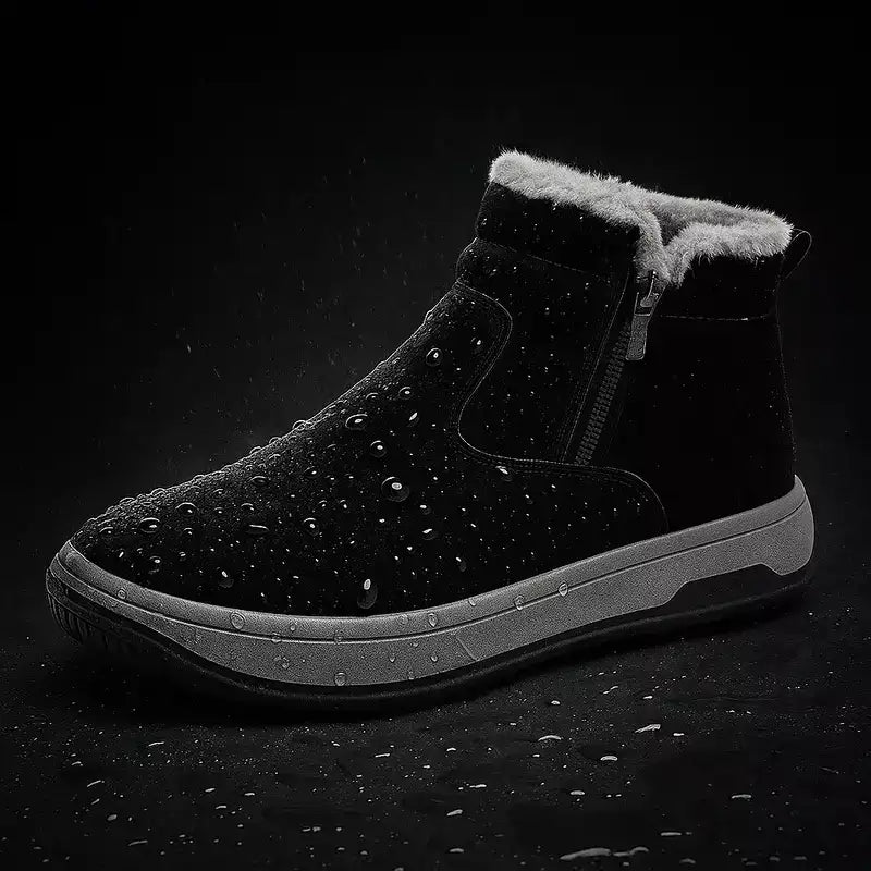 botte fourrée homme avec effet visuel de gouttes d'eau perlant sur la surface imperméable